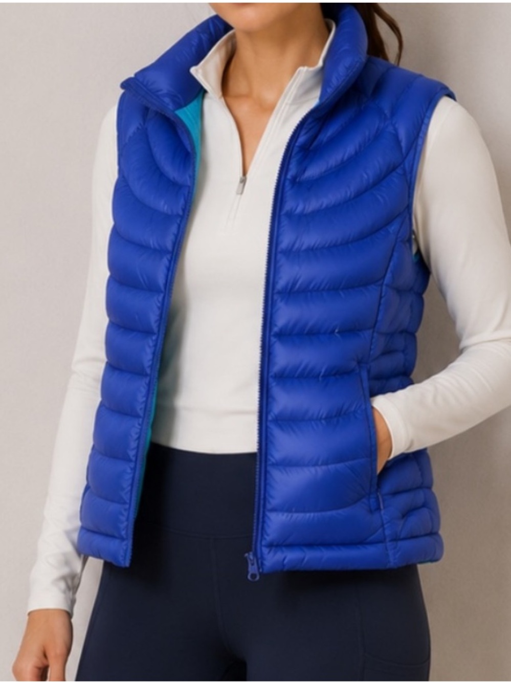 Bernardo blue and teal goose down packable puffer vest Women’s Blue Quilted S